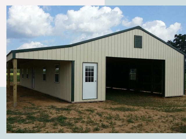 Строительство конюшен в Владивостоке