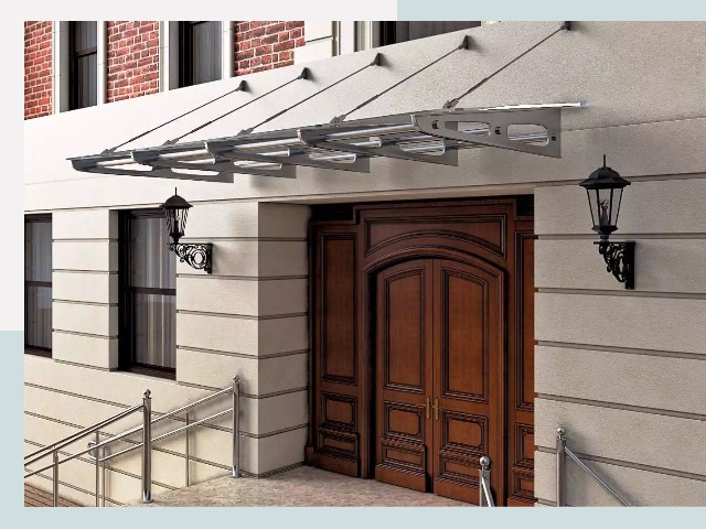 Металлические козырьки от 610 руб. в Владивостоке